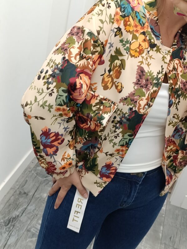 BOMBER ESTAMPADA - Imagen 6